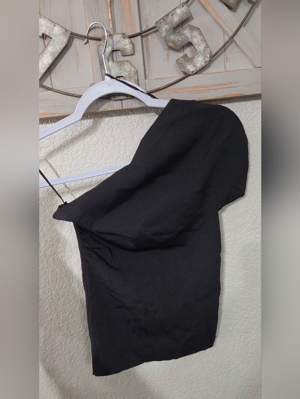 NWOT Zara Black Ribbed One-Shoulder Top Size M